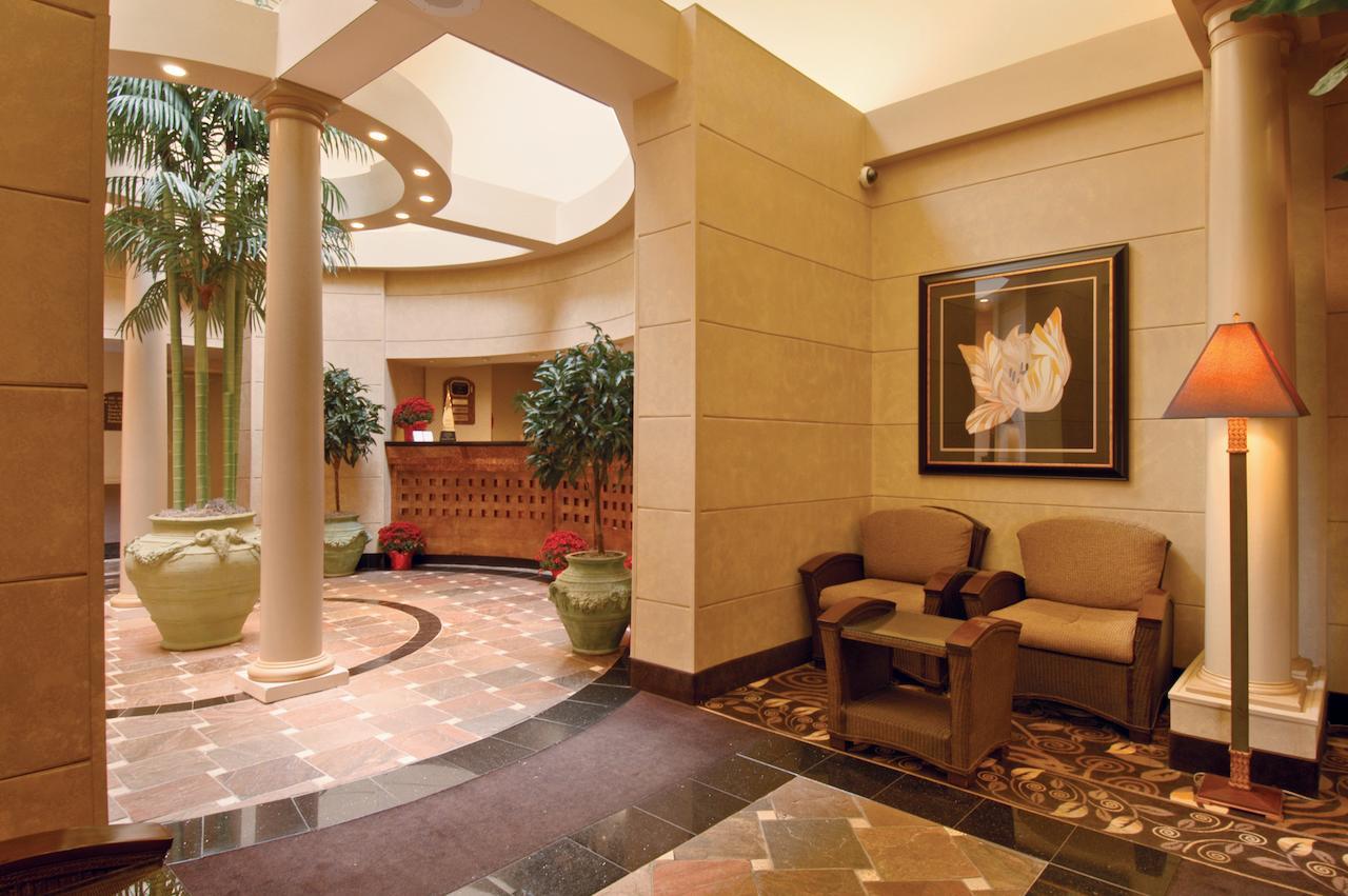 Ramada By Wyndham Toms River Interior foto